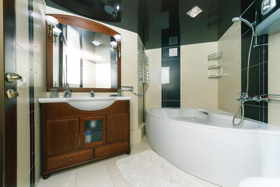 Stylish Two-Level Flat 2 Min From Khreschatyk Kiev Extérieur photo